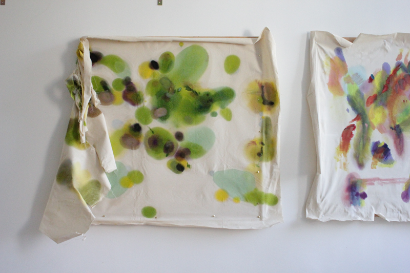 2017-06-12_gruen_7272, painted textile on frame 100 × 100 cm, oil on fabric three-dimensional (Kirsten Kötter)